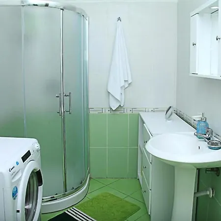 Apartment Edurres Terminal 1 *